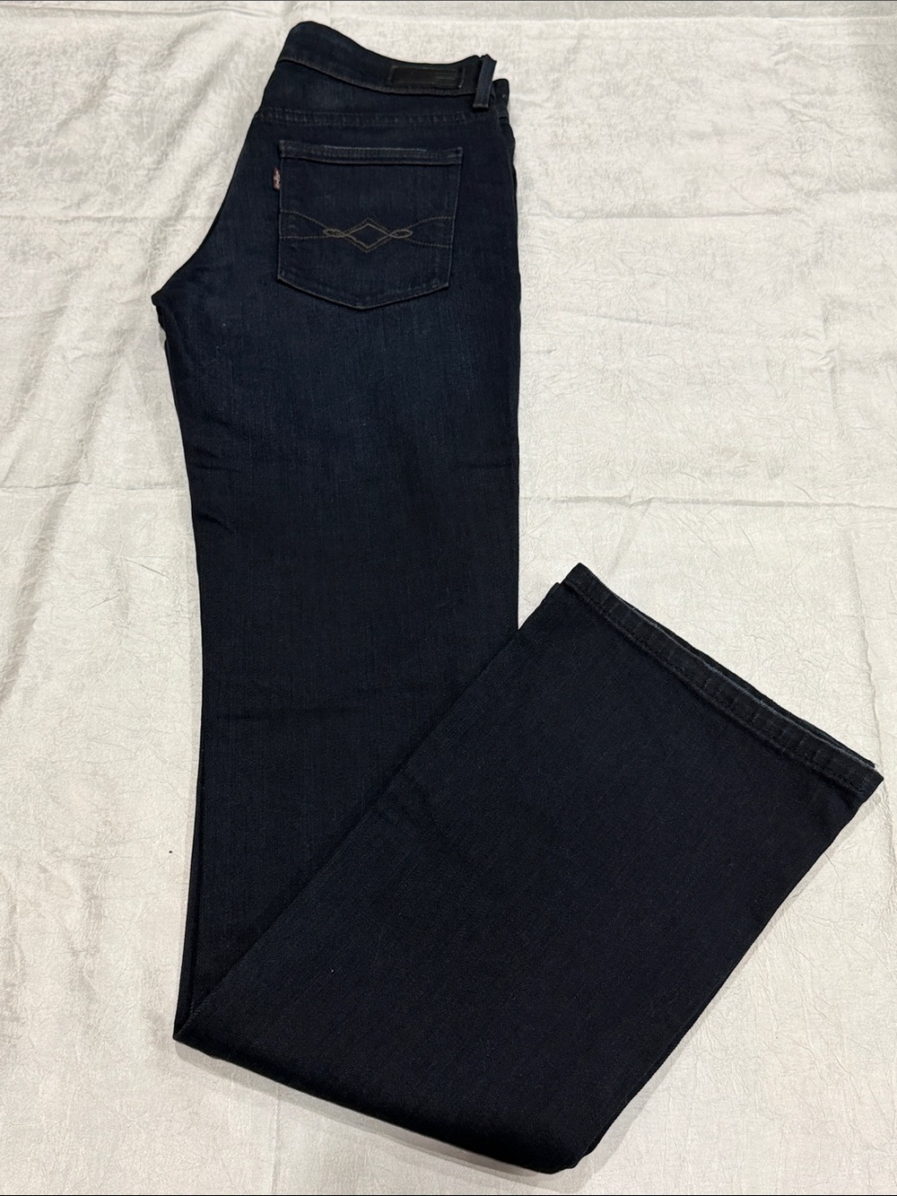 NWT Levi’s 526 Skinny Boot Jeans Dark Wash Stretch Denim 26x32